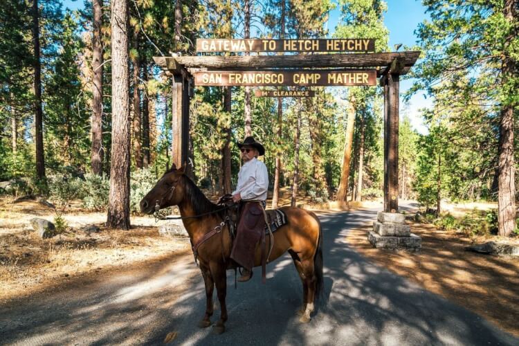 Trot to Yosemite Trails Horseback Adventures